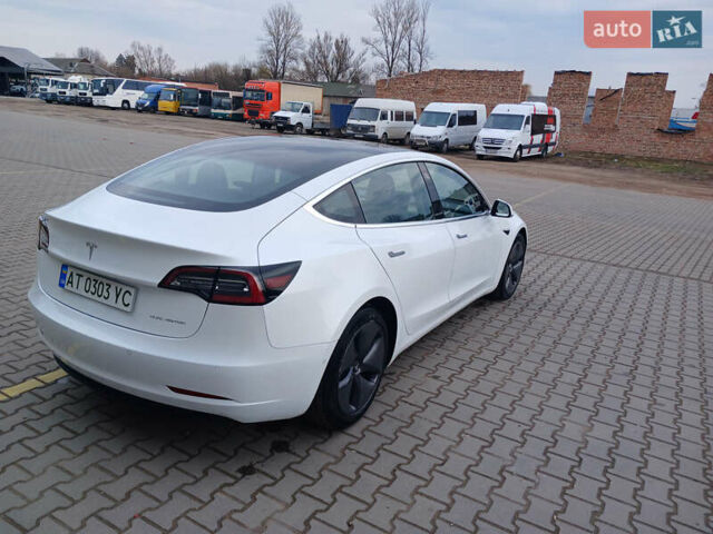 Білий Тесла Модель 3, об'ємом двигуна 0 л та пробігом 65 тис. км за 17700 $, фото 9 на Automoto.ua