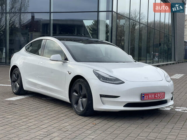 Белый Тесла Модель 3, объемом двигателя 0 л и пробегом 120 тыс. км за 17000 $, фото 12 на Automoto.ua