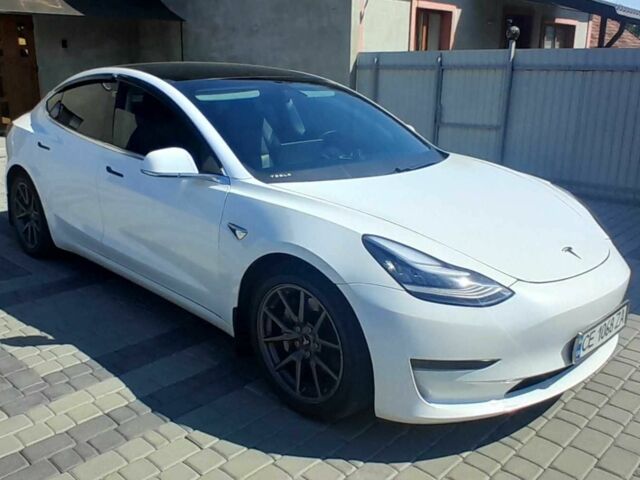 Белый Тесла Модель 3, объемом двигателя 0 л и пробегом 191 тыс. км за 18000 $, фото 1 на Automoto.ua