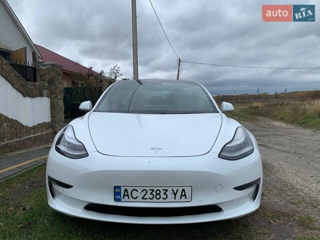 Белый Тесла Модель 3, объемом двигателя 0 л и пробегом 57 тыс. км за 17000 $, фото 1 на Automoto.ua