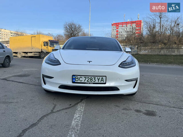 Белый Тесла Модель 3, объемом двигателя 0 л и пробегом 101 тыс. км за 18400 $, фото 1 на Automoto.ua