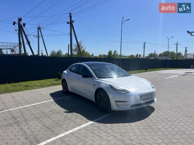 Белый Тесла Модель 3, объемом двигателя 0 л и пробегом 106 тыс. км за 17900 $, фото 4 на Automoto.ua