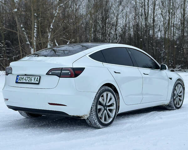 Белый Тесла Модель 3, объемом двигателя 0 л и пробегом 60 тыс. км за 19399 $, фото 8 на Automoto.ua