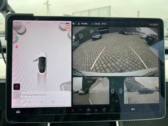 Білий Тесла Модель 3, об'ємом двигуна 0 л та пробігом 203 тис. км за 13790 $, фото 20 на Automoto.ua