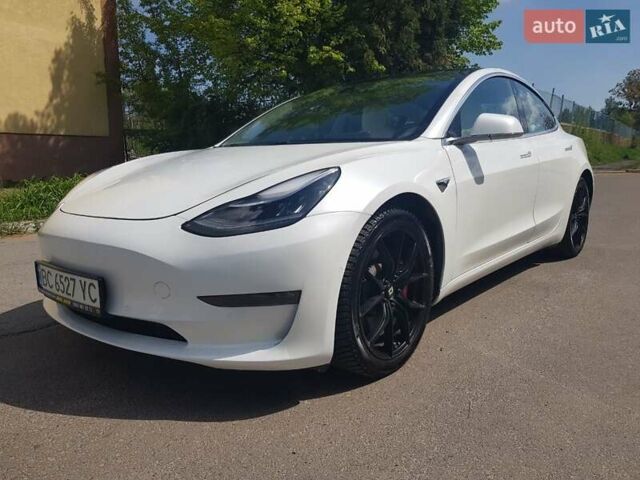 Білий Тесла Модель 3, об'ємом двигуна 0 л та пробігом 168 тис. км за 17400 $, фото 6 на Automoto.ua
