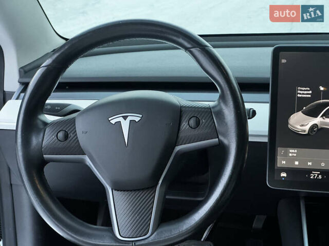 Білий Тесла Модель 3, об'ємом двигуна 0 л та пробігом 133 тис. км за 16800 $, фото 15 на Automoto.ua