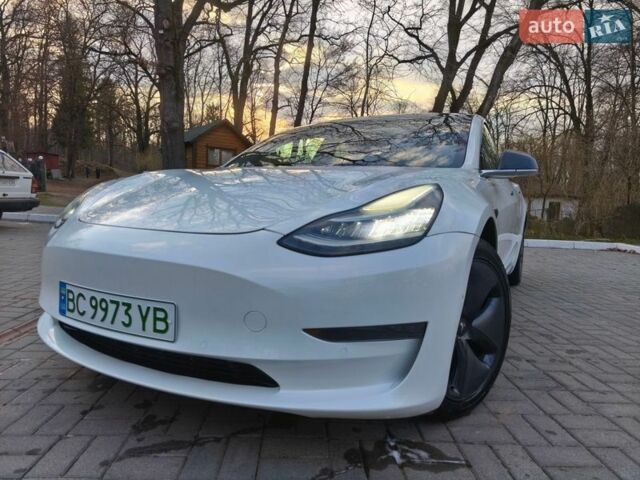 Білий Тесла Модель 3, об'ємом двигуна 0 л та пробігом 154 тис. км за 14500 $, фото 2 на Automoto.ua