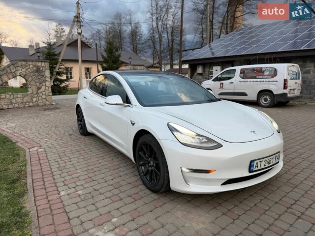 Білий Тесла Модель 3, об'ємом двигуна 0 л та пробігом 82 тис. км за 17600 $, фото 7 на Automoto.ua