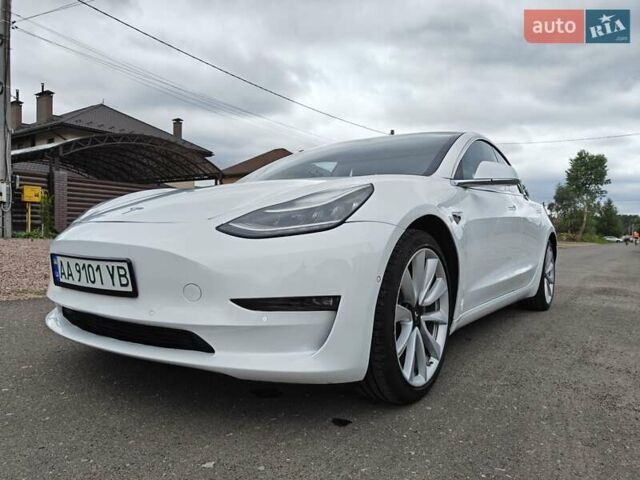 Білий Тесла Модель 3, об'ємом двигуна 0 л та пробігом 137 тис. км за 18600 $, фото 13 на Automoto.ua