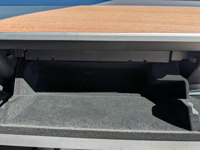 Білий Тесла Модель 3, об'ємом двигуна 0 л та пробігом 120 тис. км за 19700 $, фото 14 на Automoto.ua