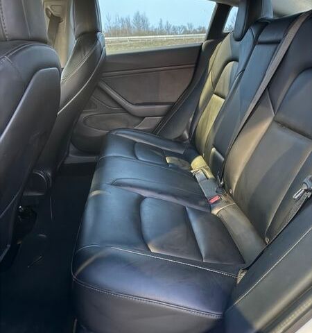 Білий Тесла Модель 3, об'ємом двигуна 0 л та пробігом 89 тис. км за 19500 $, фото 17 на Automoto.ua