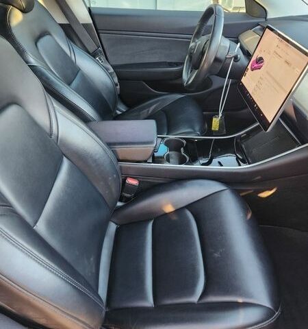 Белый Тесла Модель 3, объемом двигателя 0 л и пробегом 183 тыс. км за 15250 $, фото 20 на Automoto.ua