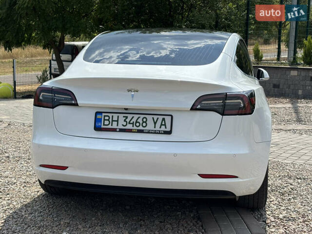 Білий Тесла Модель 3, об'ємом двигуна 0 л та пробігом 125 тис. км за 21990 $, фото 9 на Automoto.ua