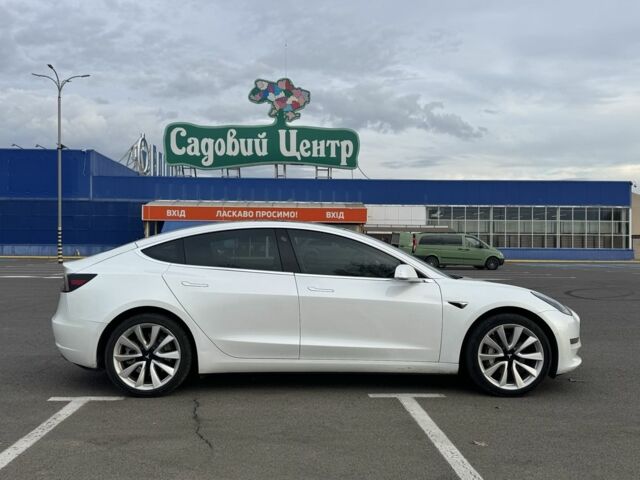 Белый Тесла Модель 3, объемом двигателя 0 л и пробегом 166 тыс. км за 14400 $, фото 6 на Automoto.ua
