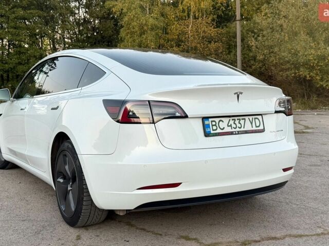 Белый Тесла Модель 3, объемом двигателя 0 л и пробегом 154 тыс. км за 16650 $, фото 13 на Automoto.ua