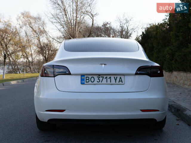 Тесла Модель 3 2019 в Львове на Automoto.ua Белый Тесла Модель 3, объемом двигателя 0 л и пробегом 80 тыс. км за 19900 $, фото 14 на Automoto.ua