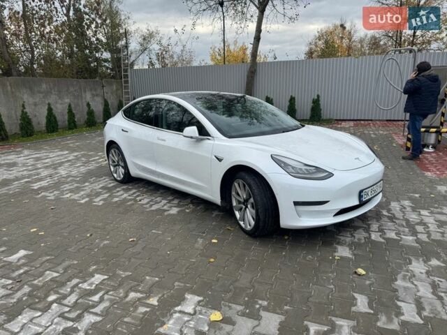 Белый Тесла Модель 3, объемом двигателя 0 л и пробегом 157 тыс. км за 15500 $, фото 6 на Automoto.ua