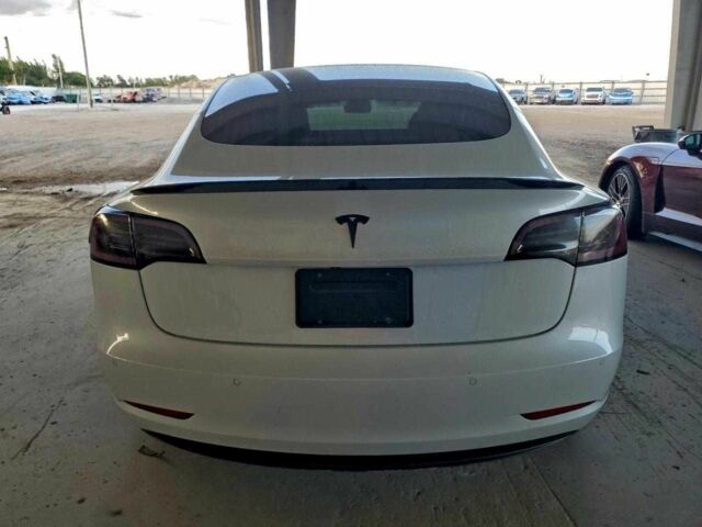 Белый Тесла Модель 3, объемом двигателя 0 л и пробегом 107 тыс. км за 3000 $, фото 5 на Automoto.ua
