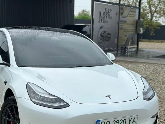 Білий Тесла Модель 3, об'ємом двигуна 0 л та пробігом 99 тис. км за 17000 $, фото 13 на Automoto.ua