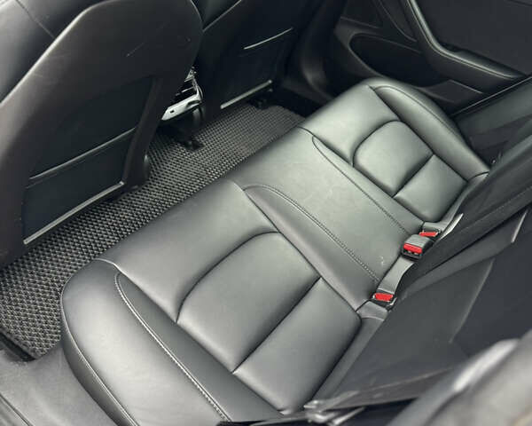 Белый Тесла Модель 3, объемом двигателя 0 л и пробегом 45 тыс. км за 15600 $, фото 10 на Automoto.ua