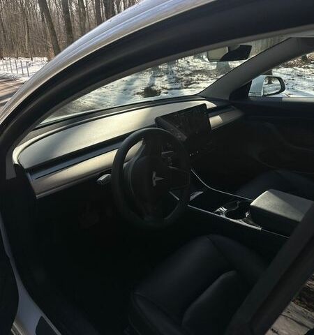 Білий Тесла Модель 3, об'ємом двигуна 0 л та пробігом 54 тис. км за 15000 $, фото 20 на Automoto.ua