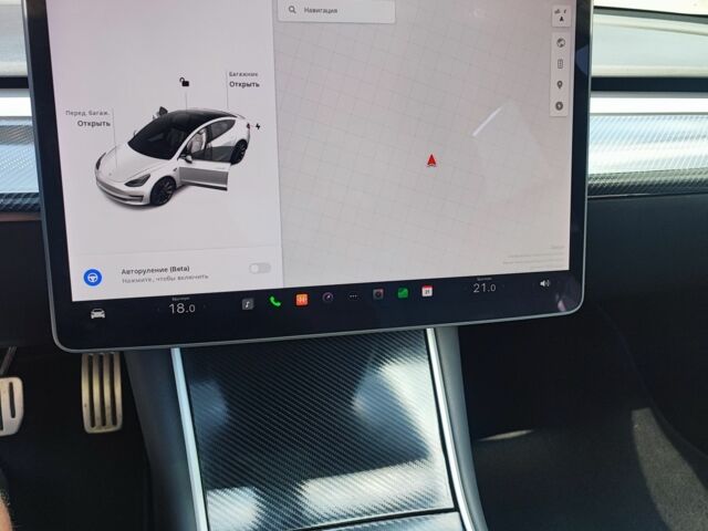 Белый Тесла Модель 3, объемом двигателя 0 л и пробегом 45 тыс. км за 30500 $, фото 3 на Automoto.ua