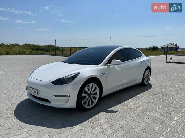 Білий Тесла Модель 3, об'ємом двигуна 0 л та пробігом 108 тис. км за 18900 $, фото 8 на Automoto.ua
