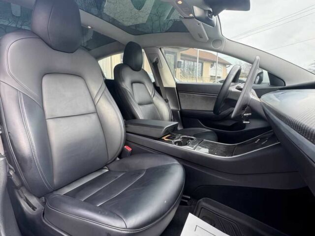 Білий Тесла Модель 3, об'ємом двигуна 0 л та пробігом 38 тис. км за 10000 $, фото 8 на Automoto.ua