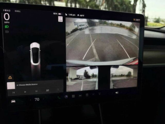 Белый Тесла Модель 3, объемом двигателя 0 л и пробегом 46 тыс. км за 10000 $, фото 10 на Automoto.ua