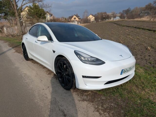 Білий Тесла Модель 3, об'ємом двигуна 0 л та пробігом 120 тис. км за 19700 $, фото 5 на Automoto.ua
