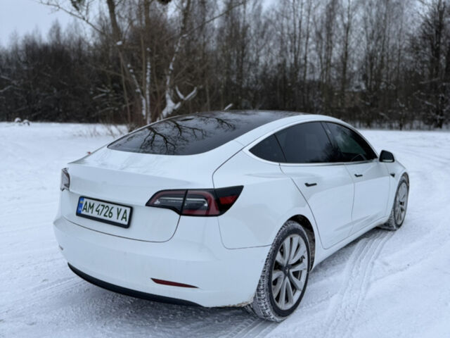 Белый Тесла Модель 3, объемом двигателя 0 л и пробегом 60 тыс. км за 17200 $, фото 17 на Automoto.ua