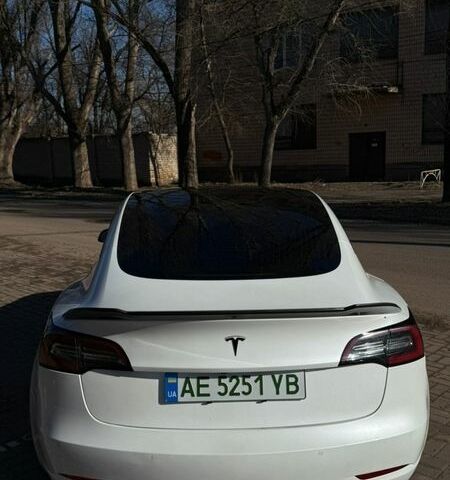 Білий Тесла Модель 3, об'ємом двигуна 0 л та пробігом 138 тис. км за 20500 $, фото 9 на Automoto.ua