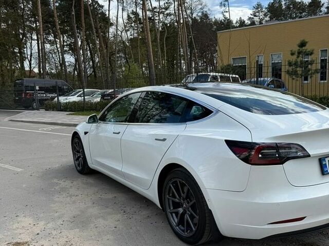 Білий Тесла Модель 3, об'ємом двигуна 0 л та пробігом 130 тис. км за 17800 $, фото 22 на Automoto.ua