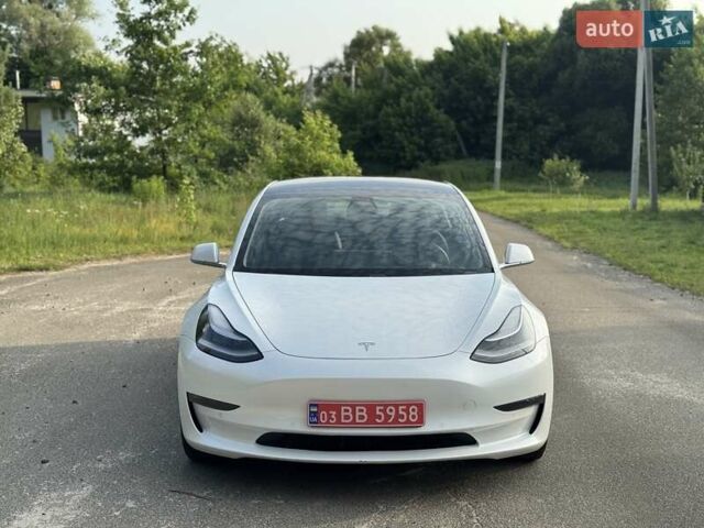 Белый Тесла Модель 3, объемом двигателя 0 л и пробегом 60 тыс. км за 17900 $, фото 27 на Automoto.ua