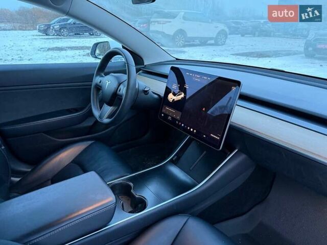 Белый Тесла Модель 3, объемом двигателя 0 л и пробегом 159 тыс. км за 15500 $, фото 13 на Automoto.ua