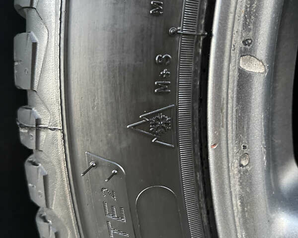 Білий Тесла Модель 3, об'ємом двигуна 0 л та пробігом 262 тис. км за 18400 $, фото 21 на Automoto.ua