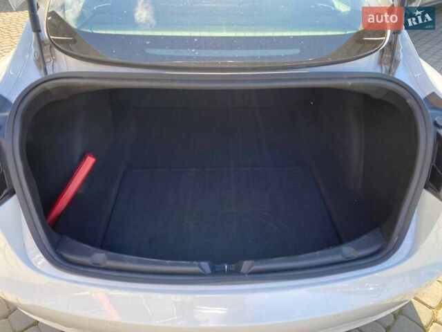 Белый Тесла Модель 3, объемом двигателя 0 л и пробегом 177 тыс. км за 17500 $, фото 18 на Automoto.ua