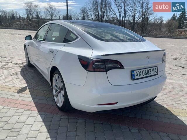 Белый Тесла Модель 3, объемом двигателя 0 л и пробегом 167 тыс. км за 25500 $, фото 24 на Automoto.ua