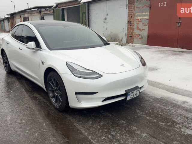 Белый Тесла Модель 3, объемом двигателя 0 л и пробегом 96 тыс. км за 25200 $, фото 2 на Automoto.ua