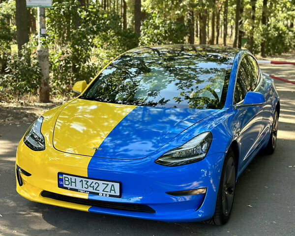 Белый Тесла Модель 3, объемом двигателя 0 л и пробегом 66 тыс. км за 19900 $, фото 5 на Automoto.ua