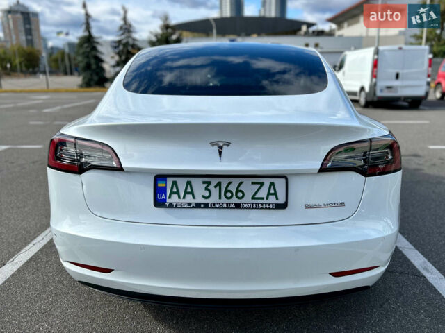 Белый Тесла Модель 3, объемом двигателя 0 л и пробегом 38 тыс. км за 28000 $, фото 7 на Automoto.ua