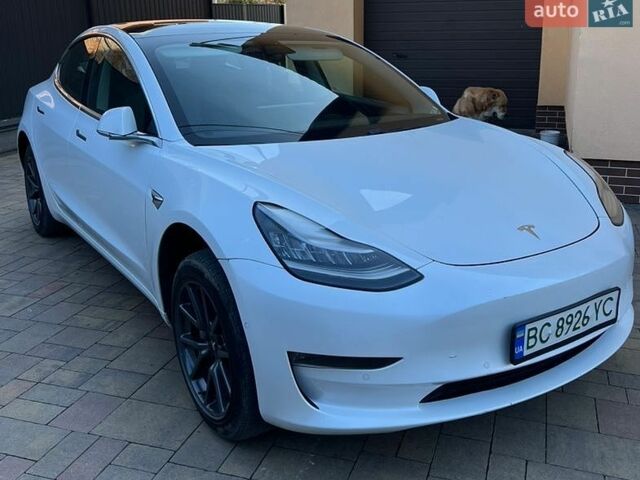 Белый Тесла Модель 3, объемом двигателя 0 л и пробегом 145 тыс. км за 17500 $, фото 2 на Automoto.ua