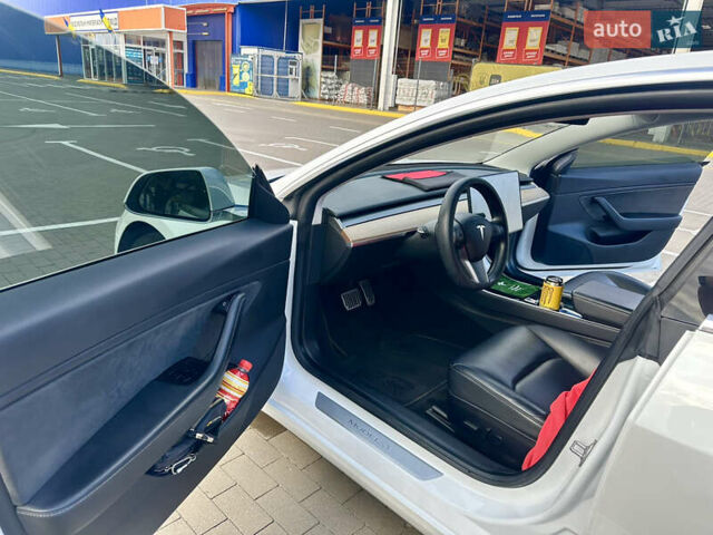 Білий Тесла Модель 3, об'ємом двигуна 0 л та пробігом 120 тис. км за 18900 $, фото 7 на Automoto.ua