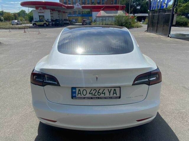 Белый Тесла Модель 3, объемом двигателя 0 л и пробегом 157 тыс. км за 16999 $, фото 3 на Automoto.ua