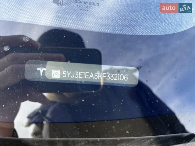 Білий Тесла Модель 3, об'ємом двигуна 0 л та пробігом 124 тис. км за 34900 $, фото 11 на Automoto.ua