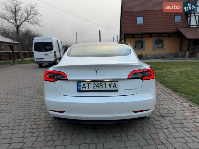 Білий Тесла Модель 3, об'ємом двигуна 0 л та пробігом 82 тис. км за 17600 $, фото 12 на Automoto.ua