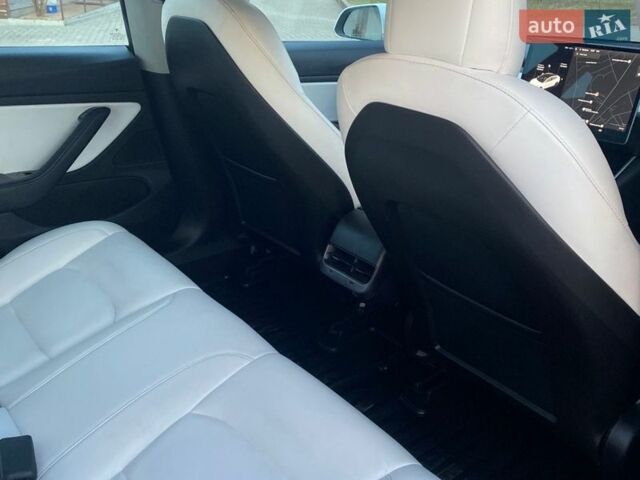 Білий Тесла Модель 3, об'ємом двигуна 0 л та пробігом 236 тис. км за 14300 $, фото 14 на Automoto.ua