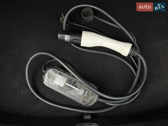 Белый Тесла Модель 3, объемом двигателя 0 л и пробегом 177 тыс. км за 12999 $, фото 28 на Automoto.ua