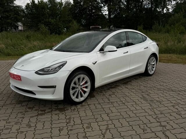 Білий Тесла Модель 3, об'ємом двигуна 0 л та пробігом 120 тис. км за 15200 $, фото 1 на Automoto.ua