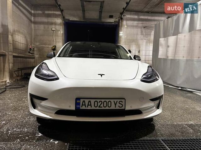 Білий Тесла Модель 3, об'ємом двигуна 0 л та пробігом 92 тис. км за 20999 $, фото 6 на Automoto.ua